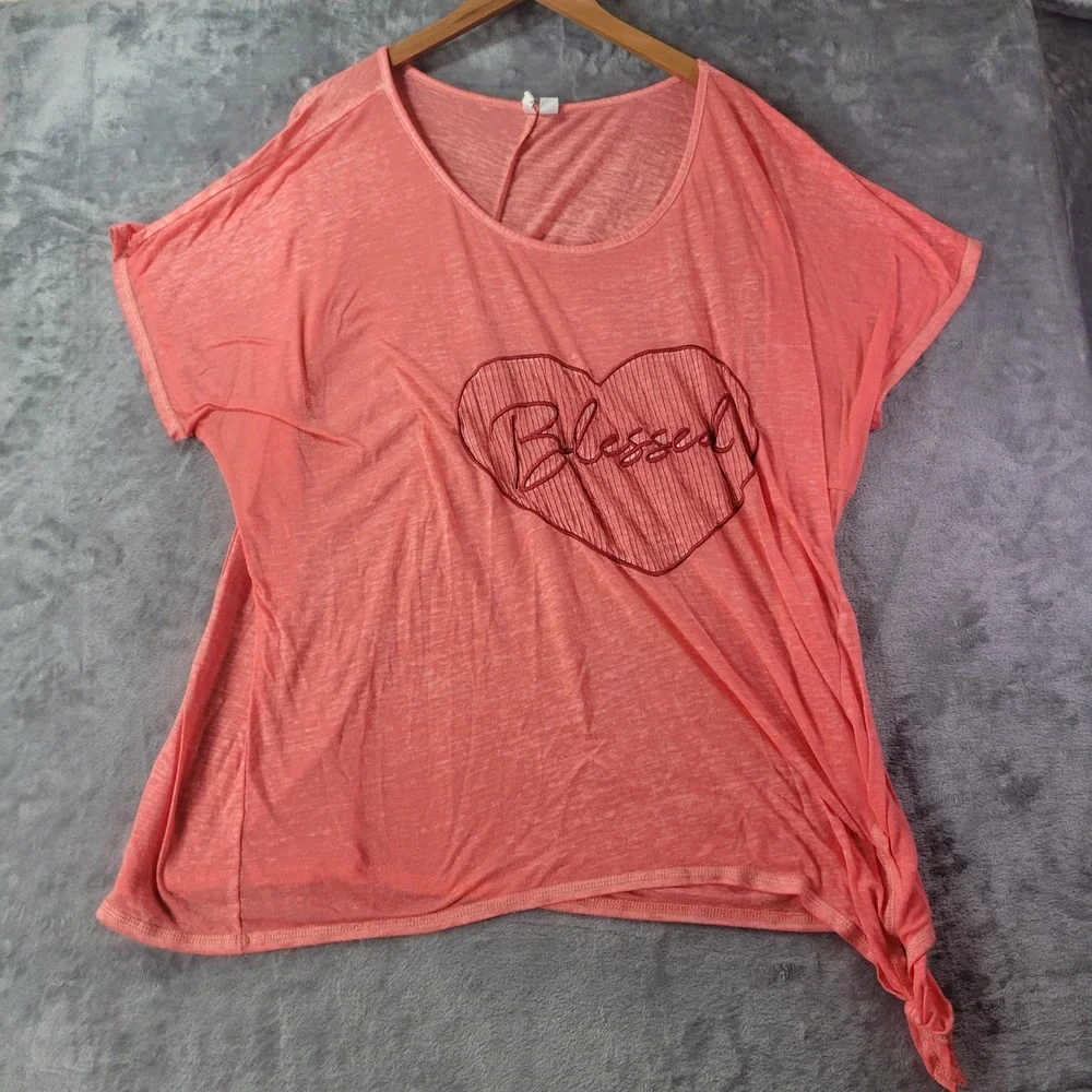 Est. 1946 Womens Plus Size 22/24W Coral Graphic Heart Blessed Tie Hem Top